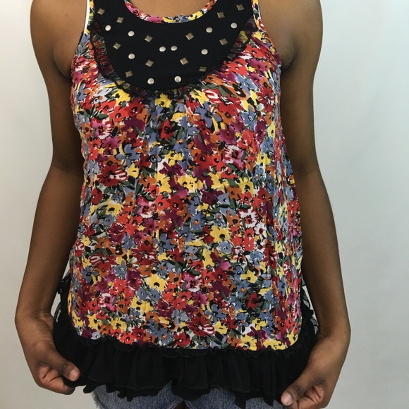FLORAL SLEEVELESS SUMMER SHIRT!! - Picture 2 of 8
